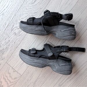 Zara platform sandals size 40/ US 8.5